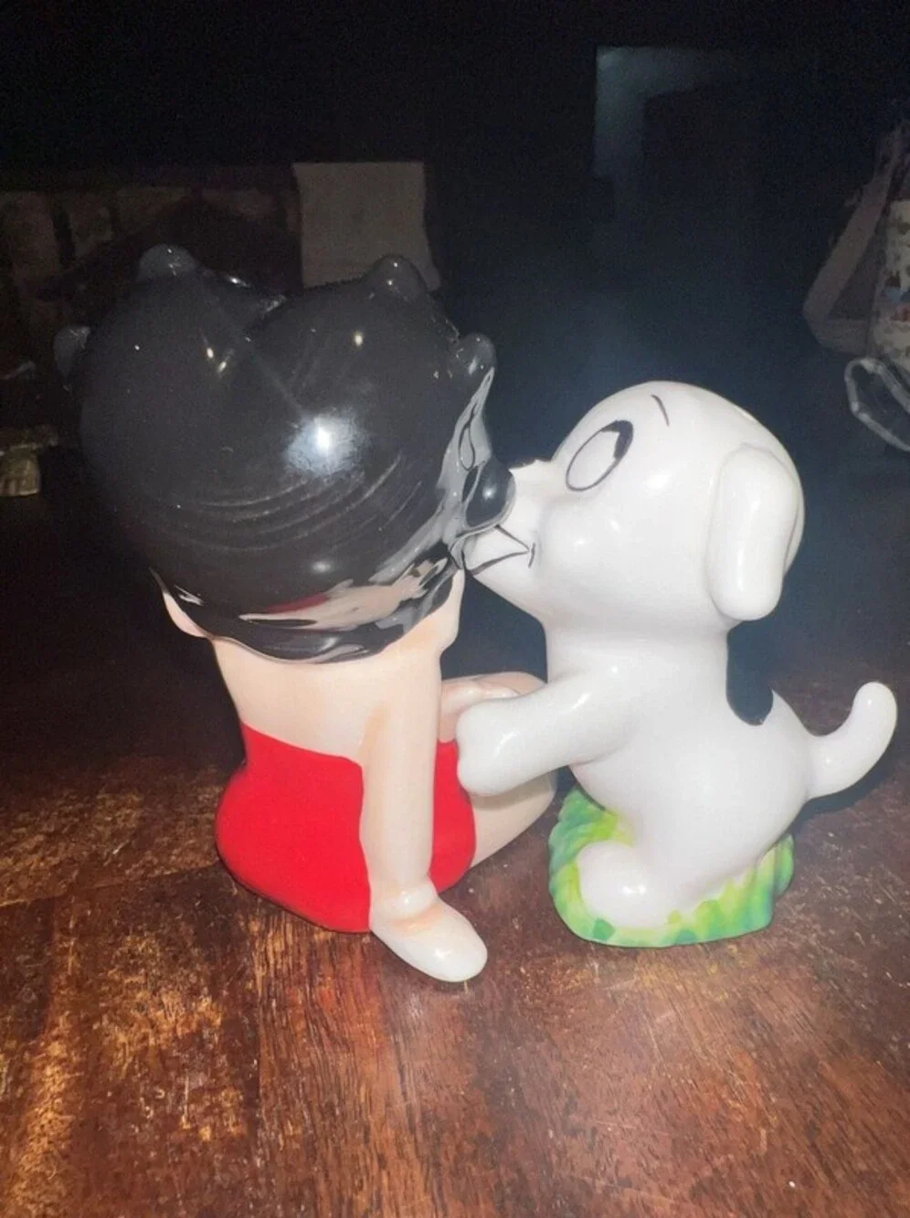 Vintage Betty Boop and Pudgy Kissing Ceramic Salt and Pepper Shaker Set